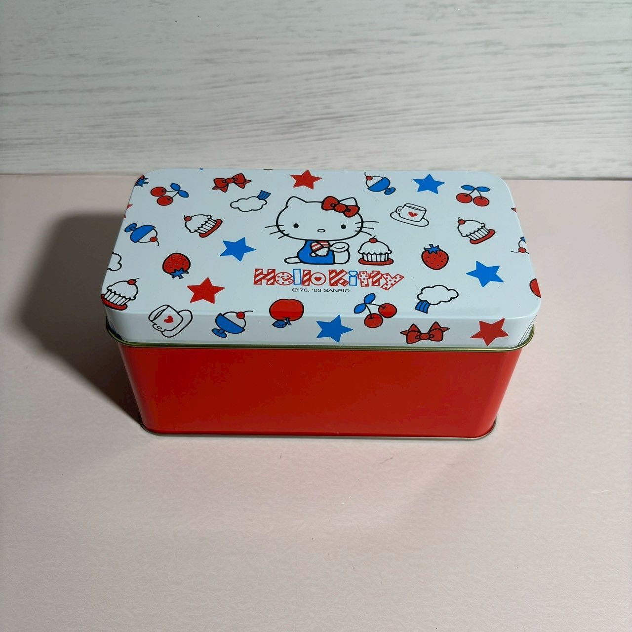 サンリオ sanrio ハローキティ ペアグラス 缶 箱付き 新品未使用 2003 
