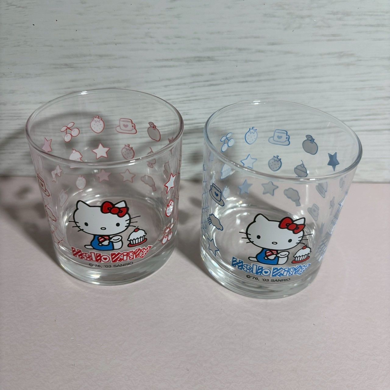 サンリオ sanrio ハローキティ ペアグラス 缶 箱付き 新品未使用 2003 
