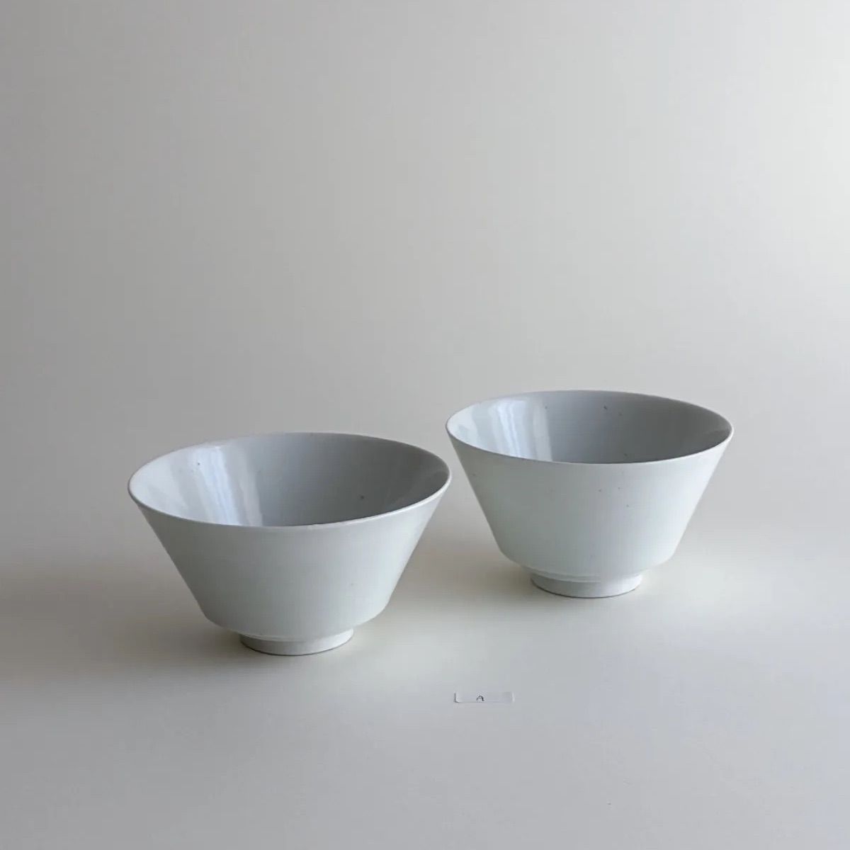 白磁　2客セット　茶碗　モダン　古道具　骨董