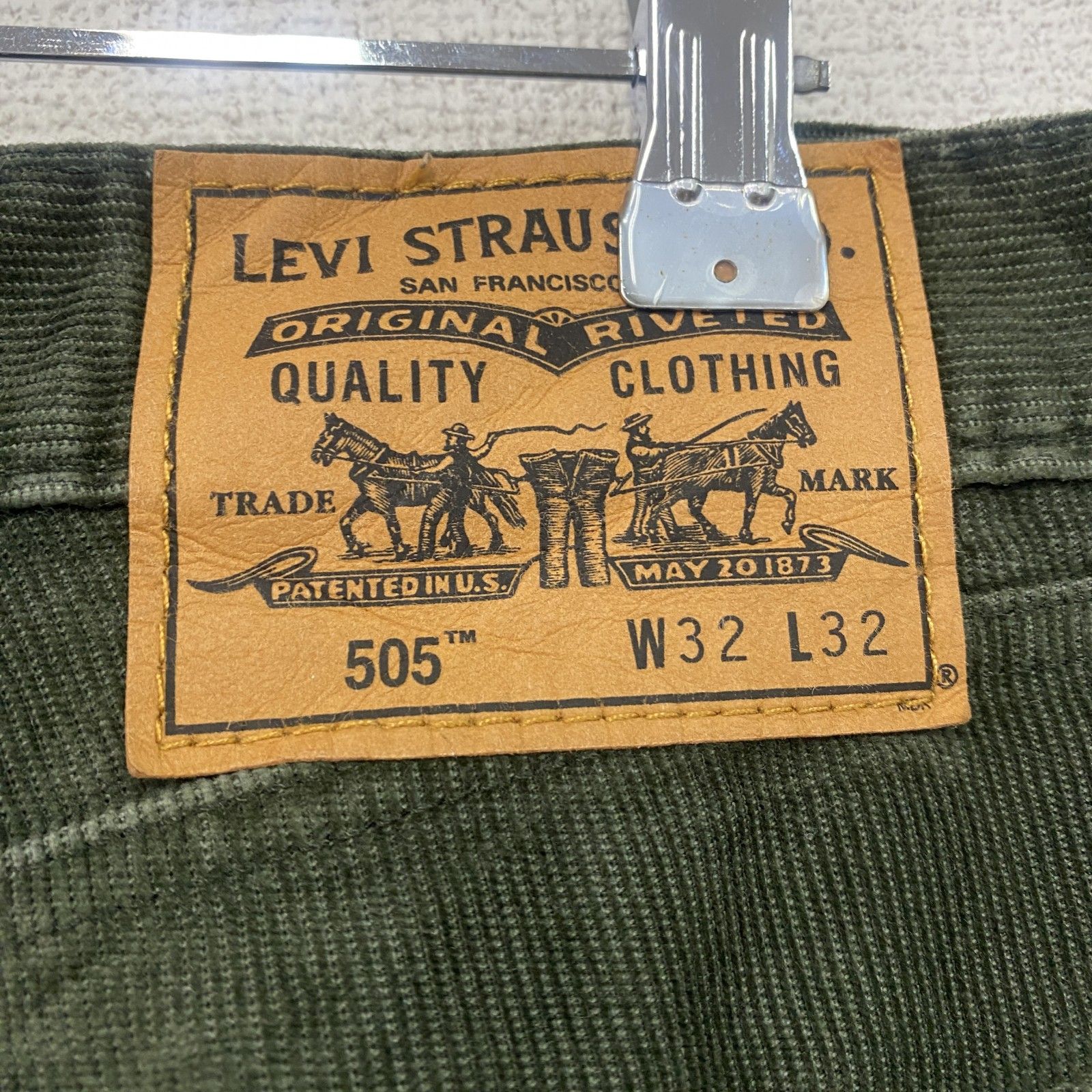 Levi's リーバイス 505 コーデュロイパンツ ジップフライ カーキ