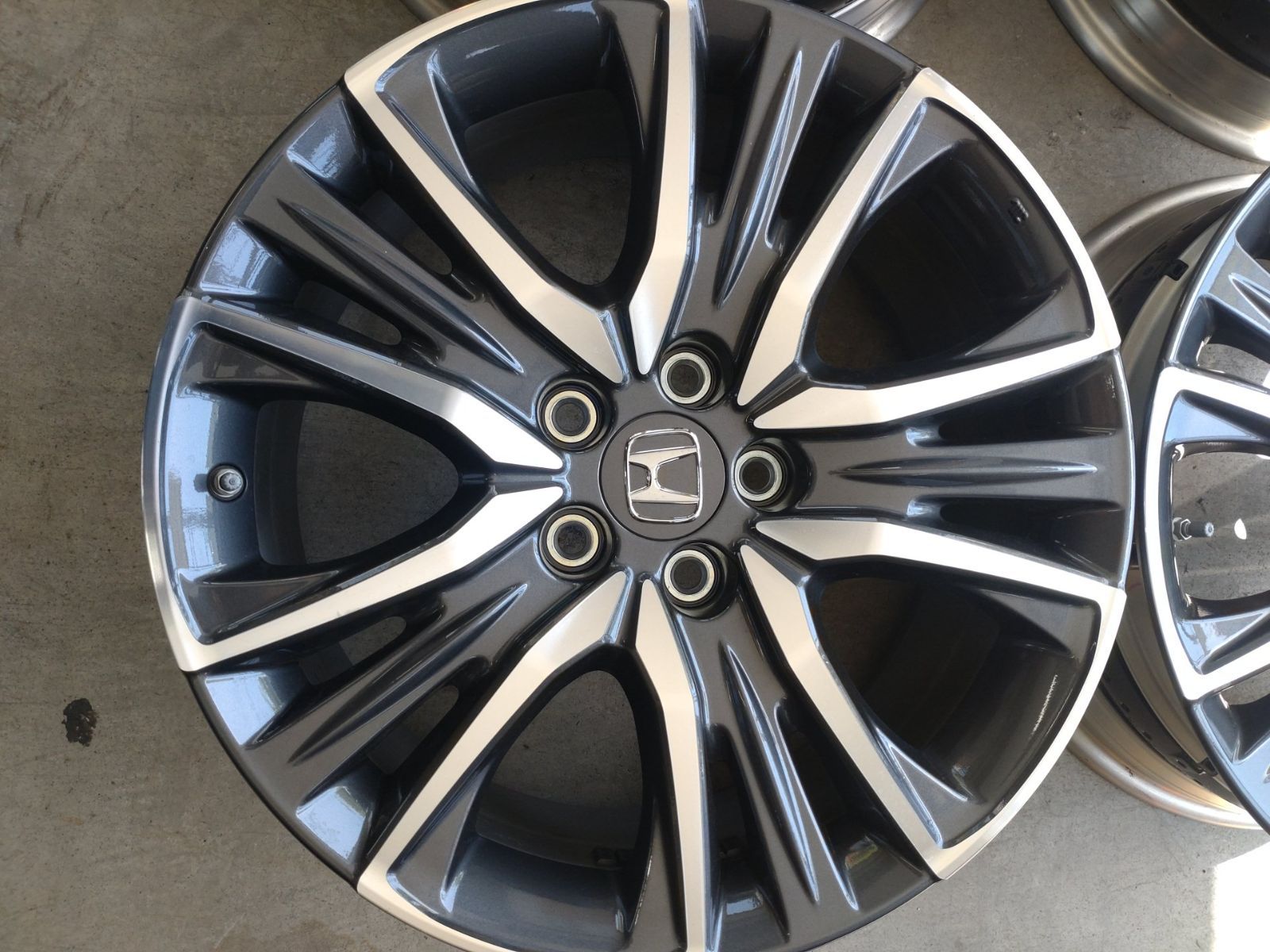 美品♪】HONDA ホンダ レジェンド KC2 Hybrid EX 後期 純正 中古 