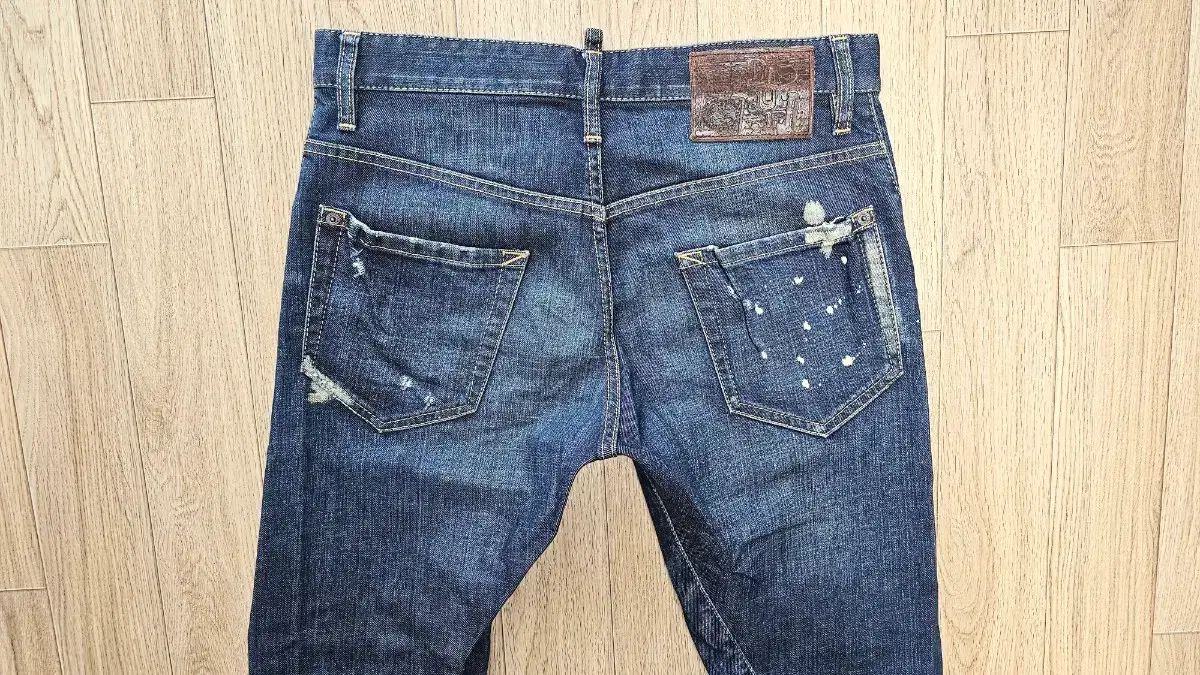 DSQUARED2 ディースクエアード - Classic デニム (ディースクエアード 
