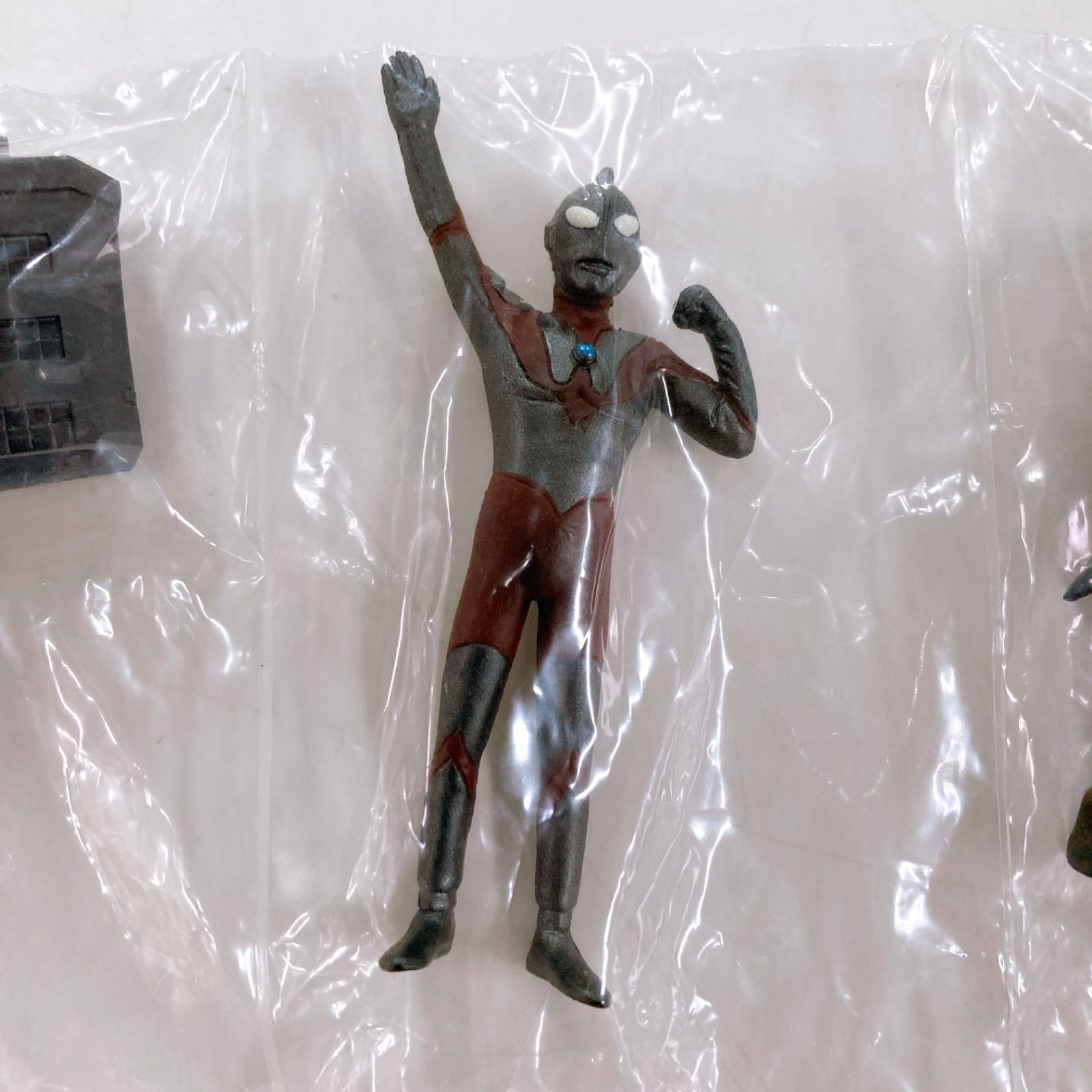 未使用・内袋未開封 ウルトラ怪獣戯画 ウルトラ兄弟激闘史Ⅱ 侵略者を 