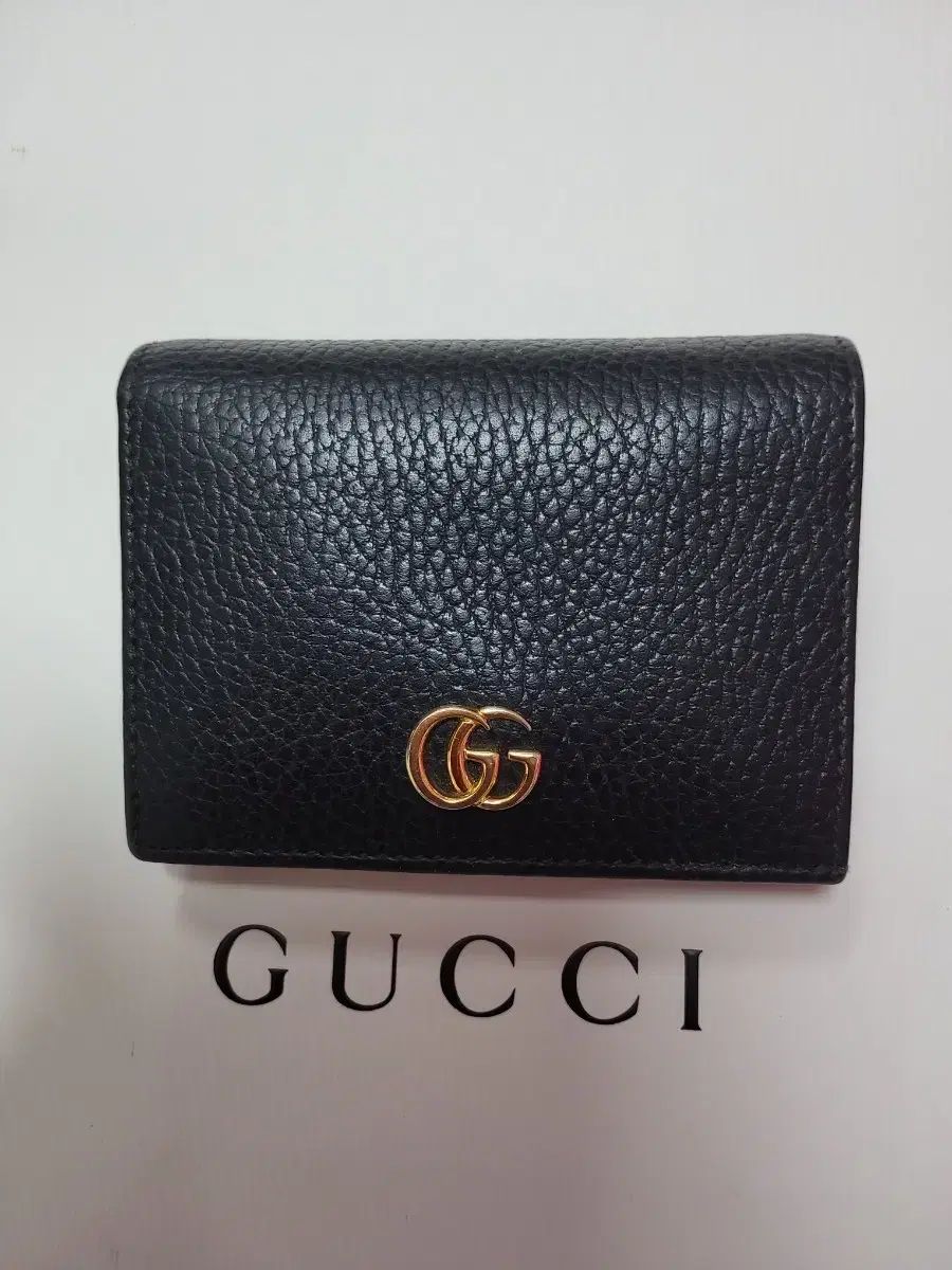 グッチ 財布