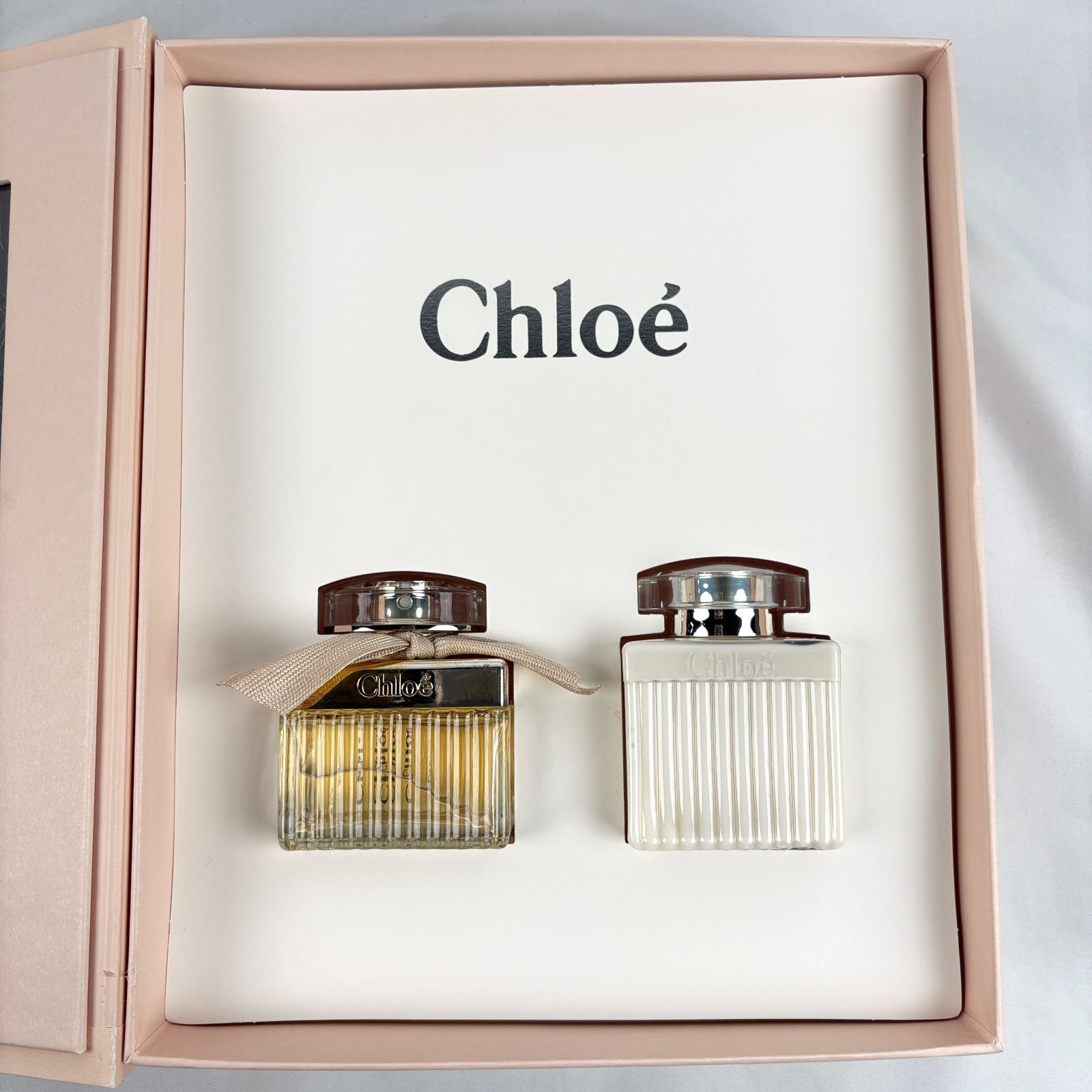 【新品未使用】クロエオードパルファム・ボディローションセット Chloe クロエ オードパルファム 50ml ボディローション 100ml ギフト
