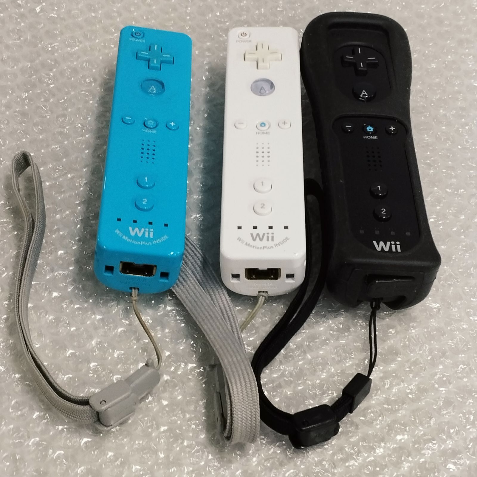 D12902】（現状品）任天堂 WiiU 本体 シロ すぐに遊べるセット ソフト5