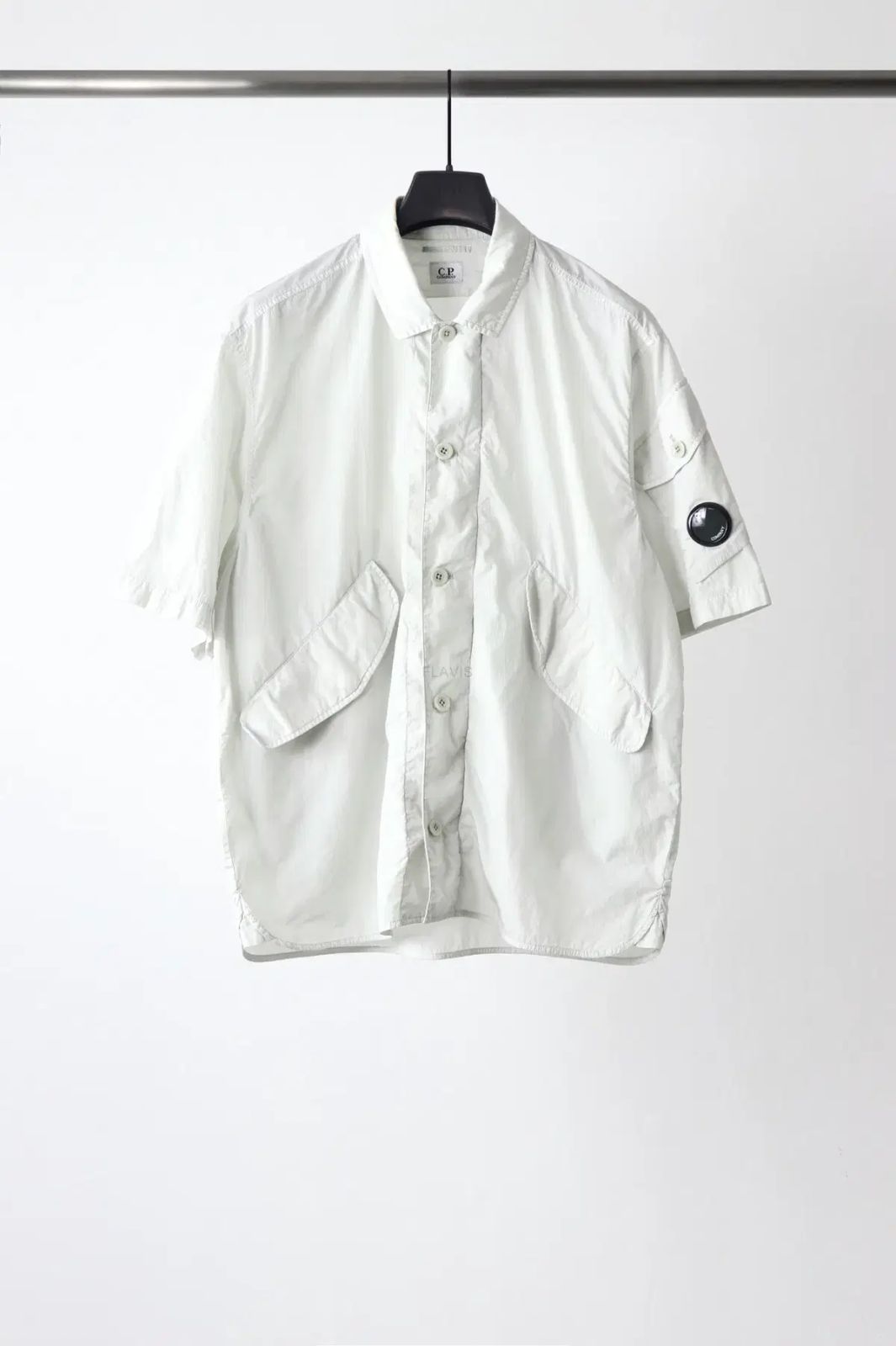 C.P. COMPANY シーピーカンパニー 25SS レンズ クロムR 半袖 オーバーサイズシャツ M 出品