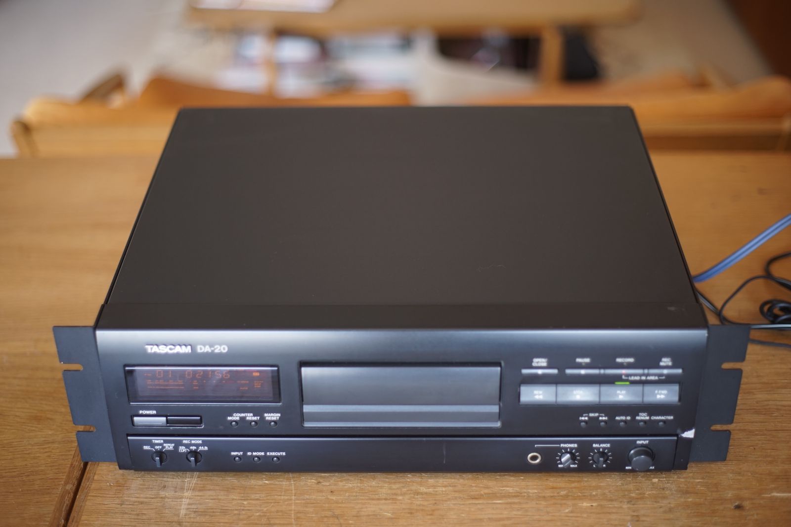 動作保証あり TASCAM DA-20 DATデッキ - メルカリ