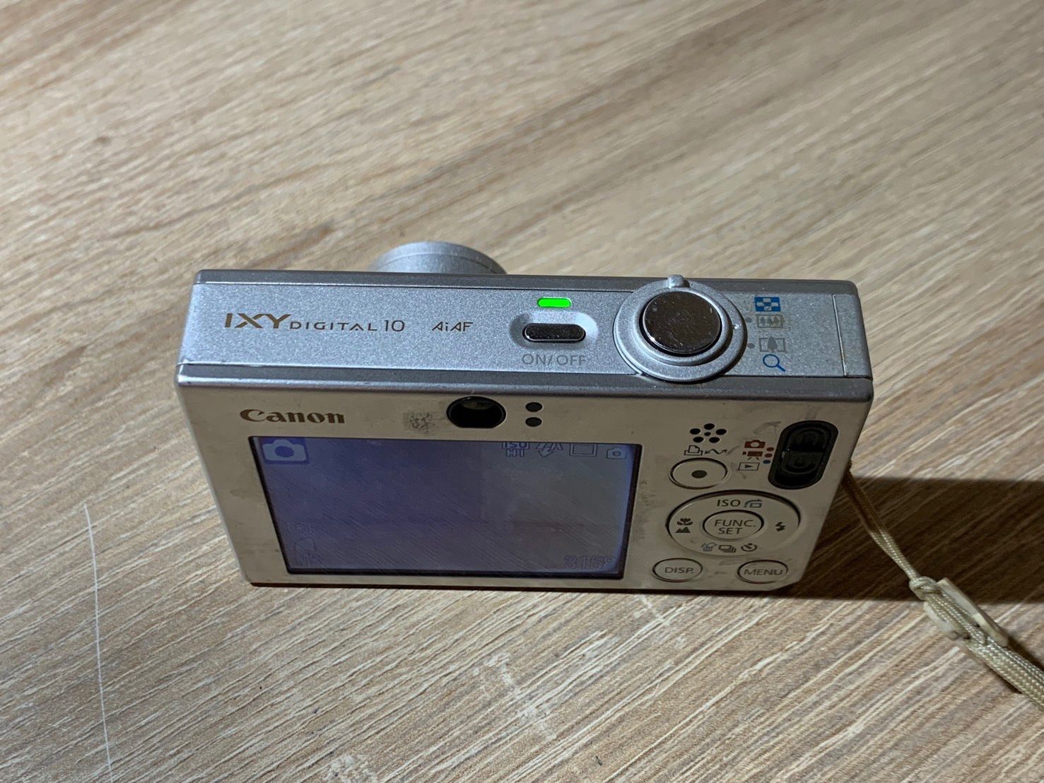 0812 Canon IXY DIGITAL 10 シルバー デジカメ 動作確認済み 【ネ