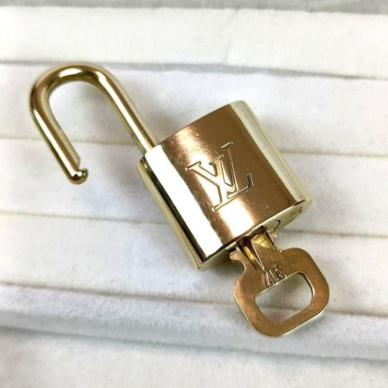 LOUIS VUITTON ルイヴィトン パドロック 南京錠 カデナ 鍵 ゴールド No