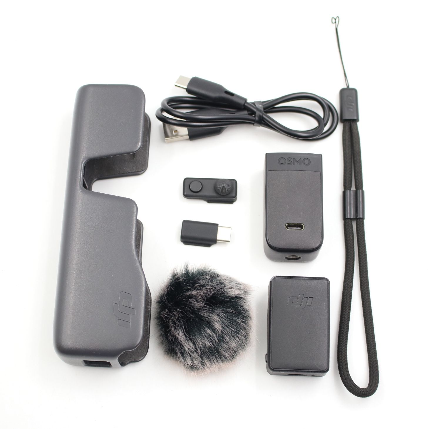 □良品□ DJI Pocket 2 Creator コンボ 3軸ジンバル スタビライザー