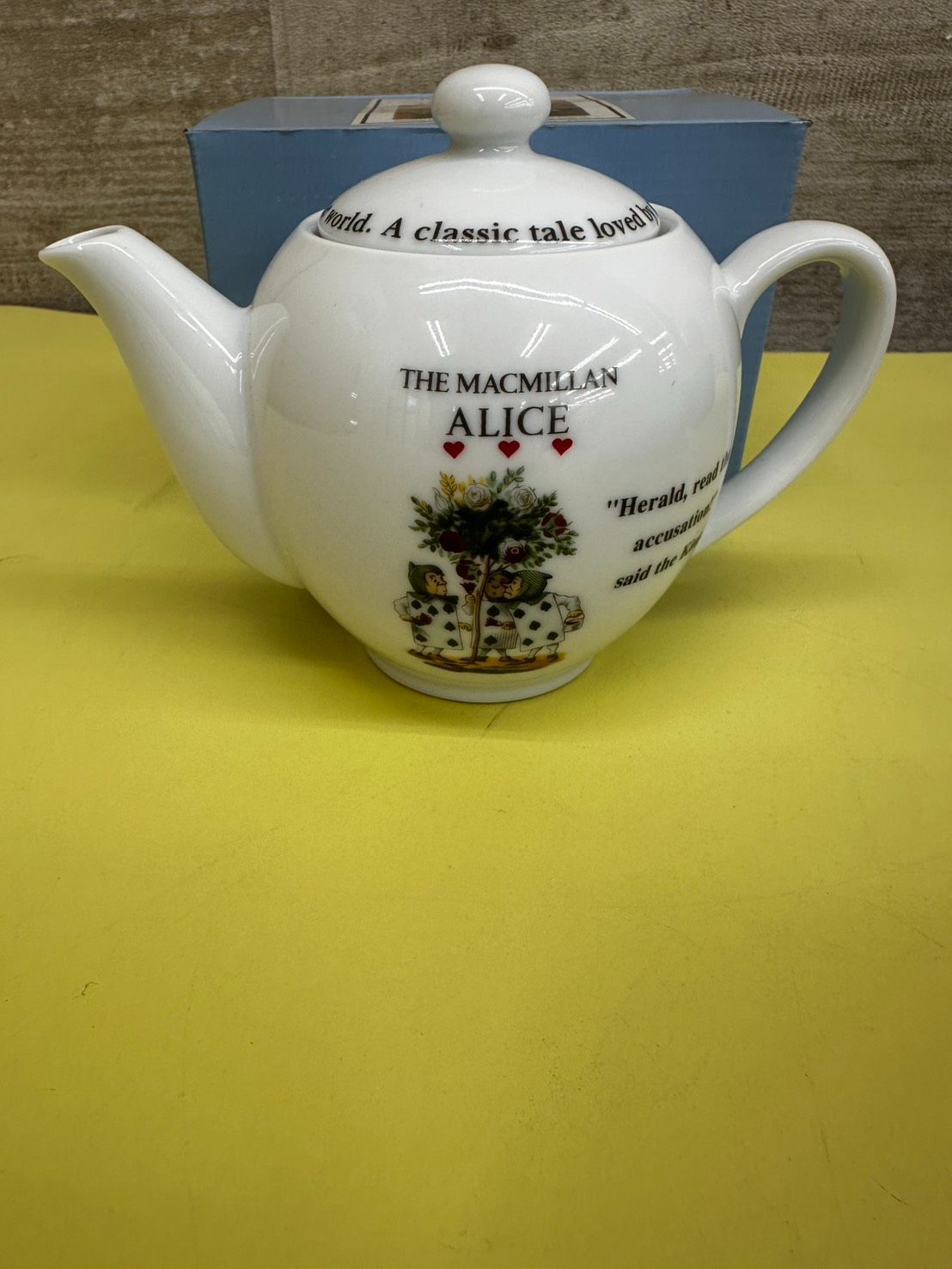 リユースのサカイ高崎店 THE MACMILLAN ALICE（不思議の国のアリス
