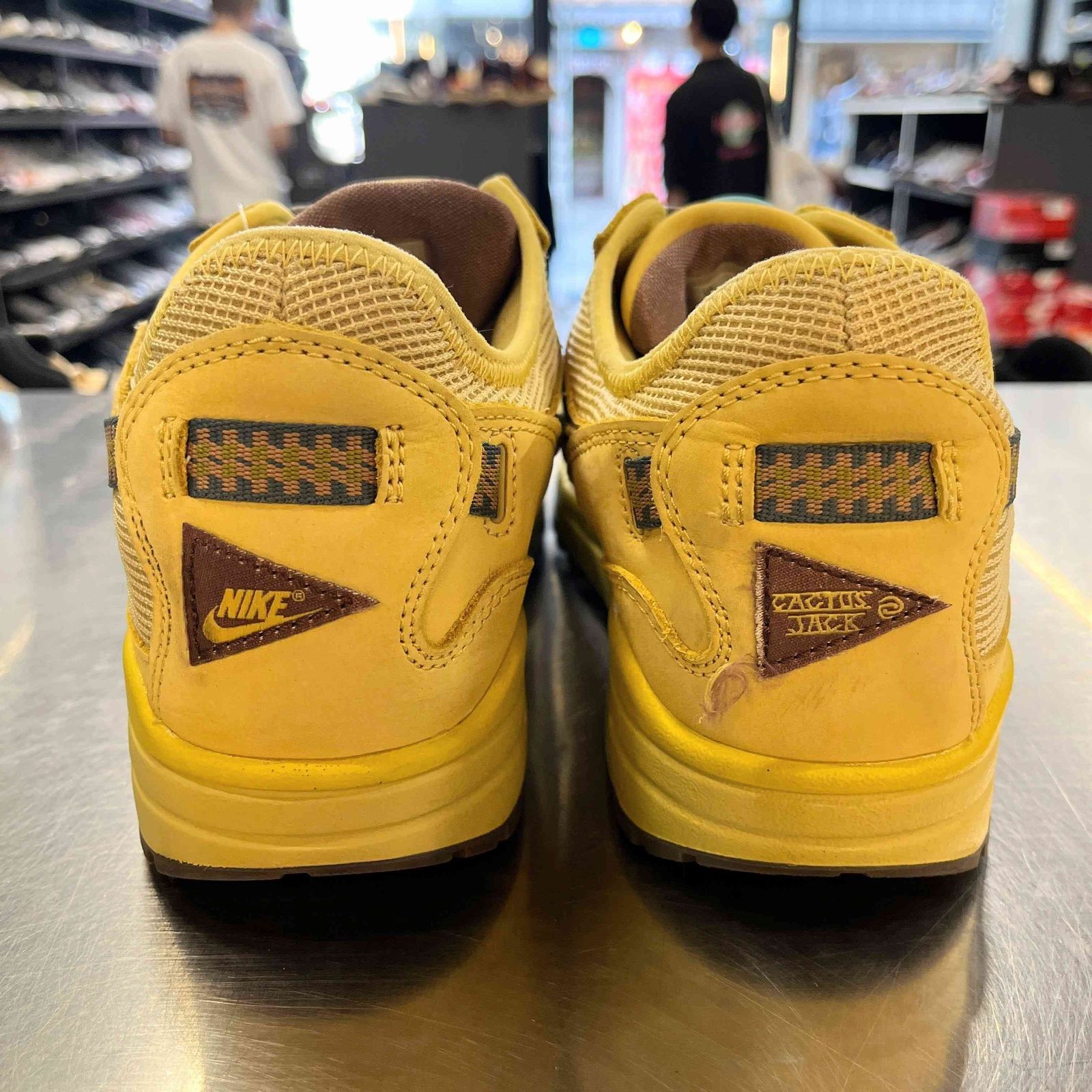 US9】 NIKE AIR MAX 1 / CJ TRAVIS SCOTT DO9392-700 【中古】 箱有 