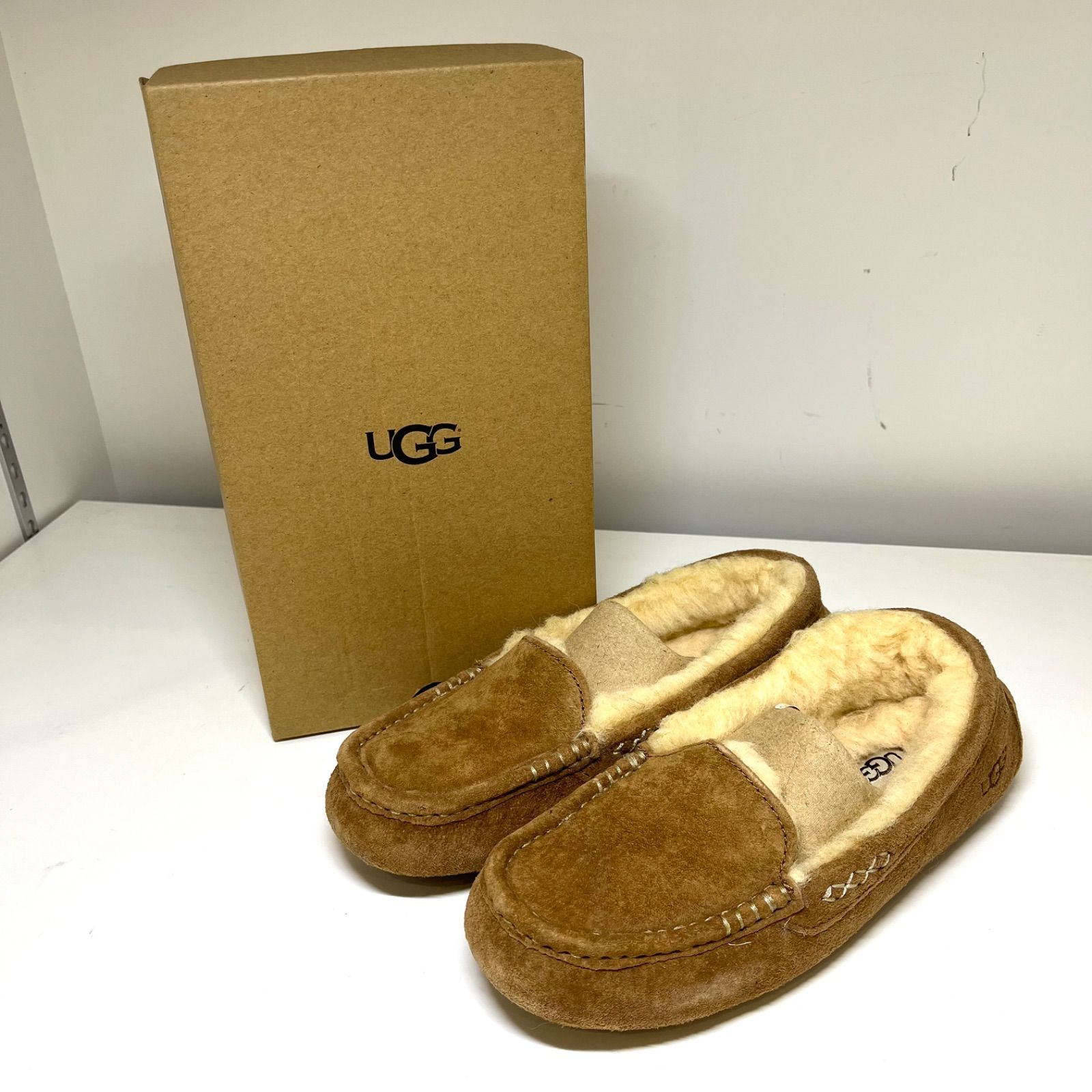 UGG アグ アンスレー モカシン Ansley ムートン # 3312 23cm