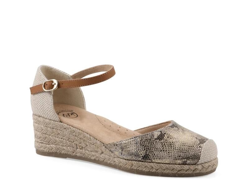 ホワイトマウンテン レディース シューズ パンプス White MountainMaintain Espadrille Wedge Pump Gold Metallic ゴールド