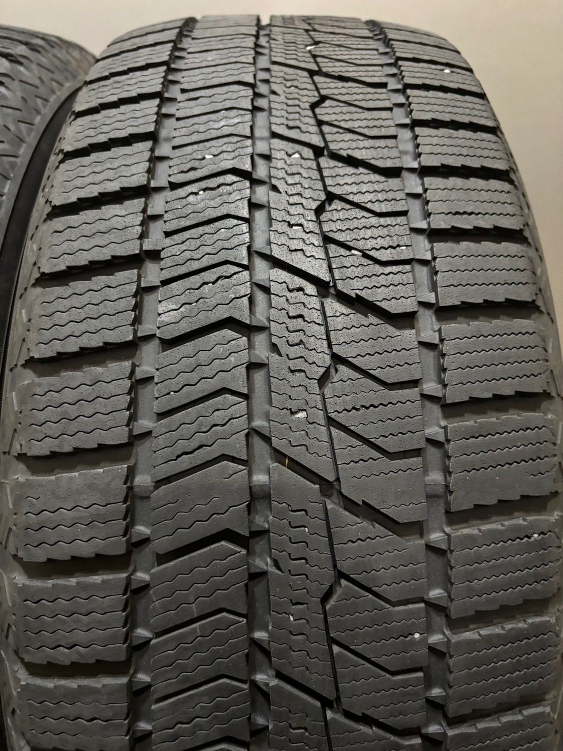 ☆215/60R16 TOYO/OBSERVE GIZ2 22年製 スタッドレス 4本 クラウン CX