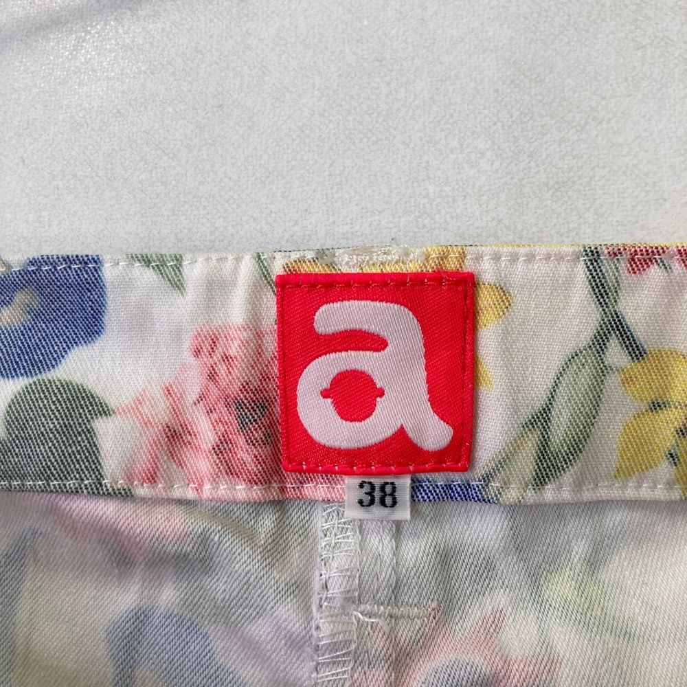 アルチビオ　花柄 レディースパンツ サイズ38 サイズ：38 ARCHIVIO アルチビオ ストレッチパンツ サイドライン 花柄