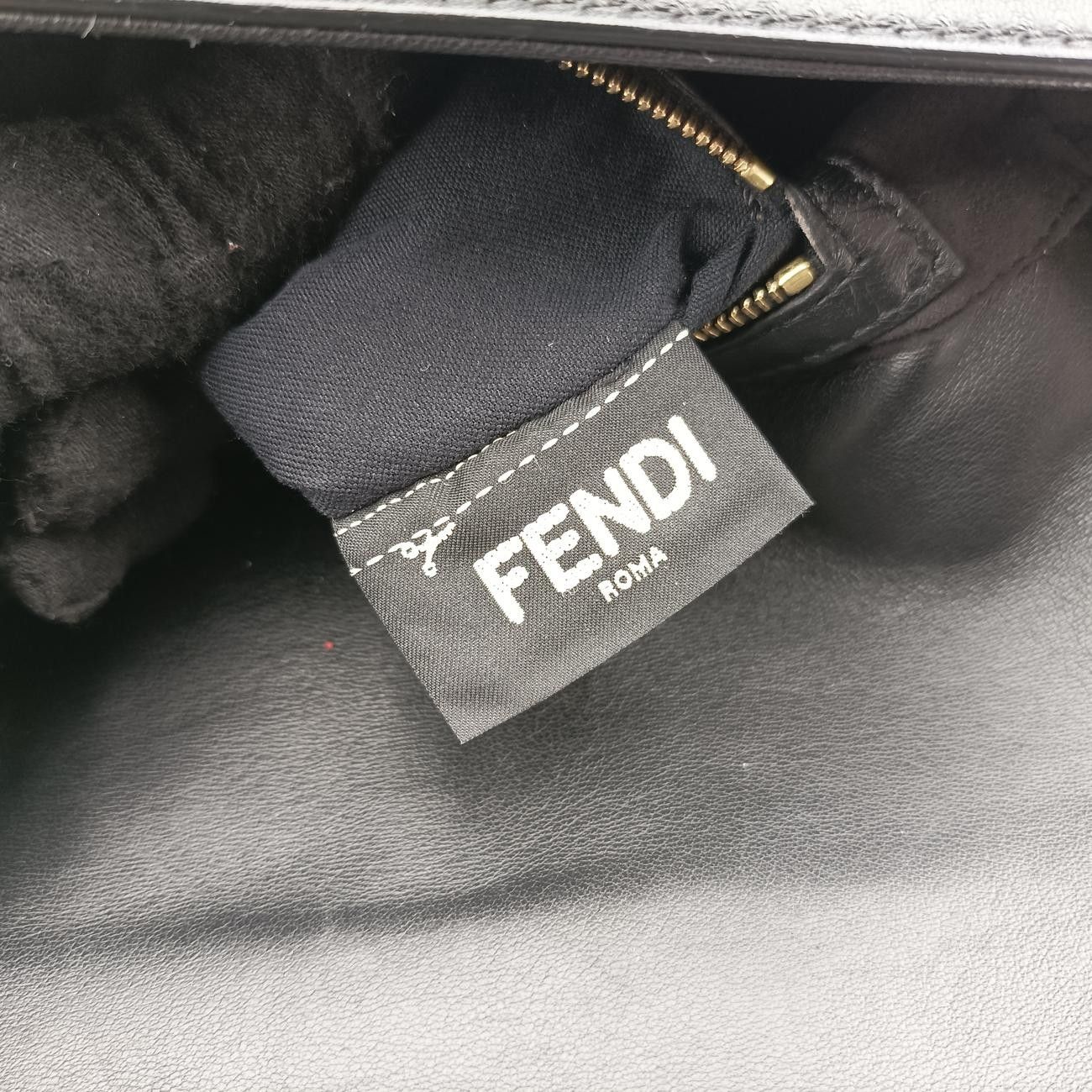 フェンディFendiマンマバケット ブラック レザー 8BR600 8BR600-A003 