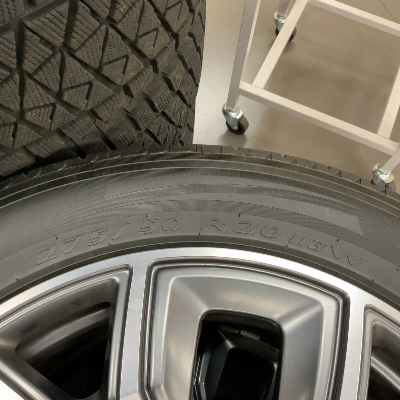 メルセデス・ベンツ Gクラス 純正 AMG 20インチ PIRELLI 275/50R20