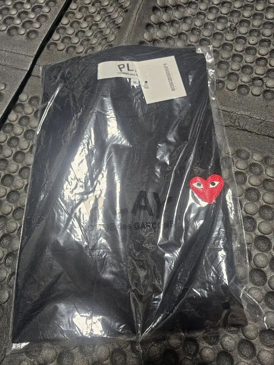 コム・デ・ギャルソン ブラック ハート 半袖Tシャツ XL 新品