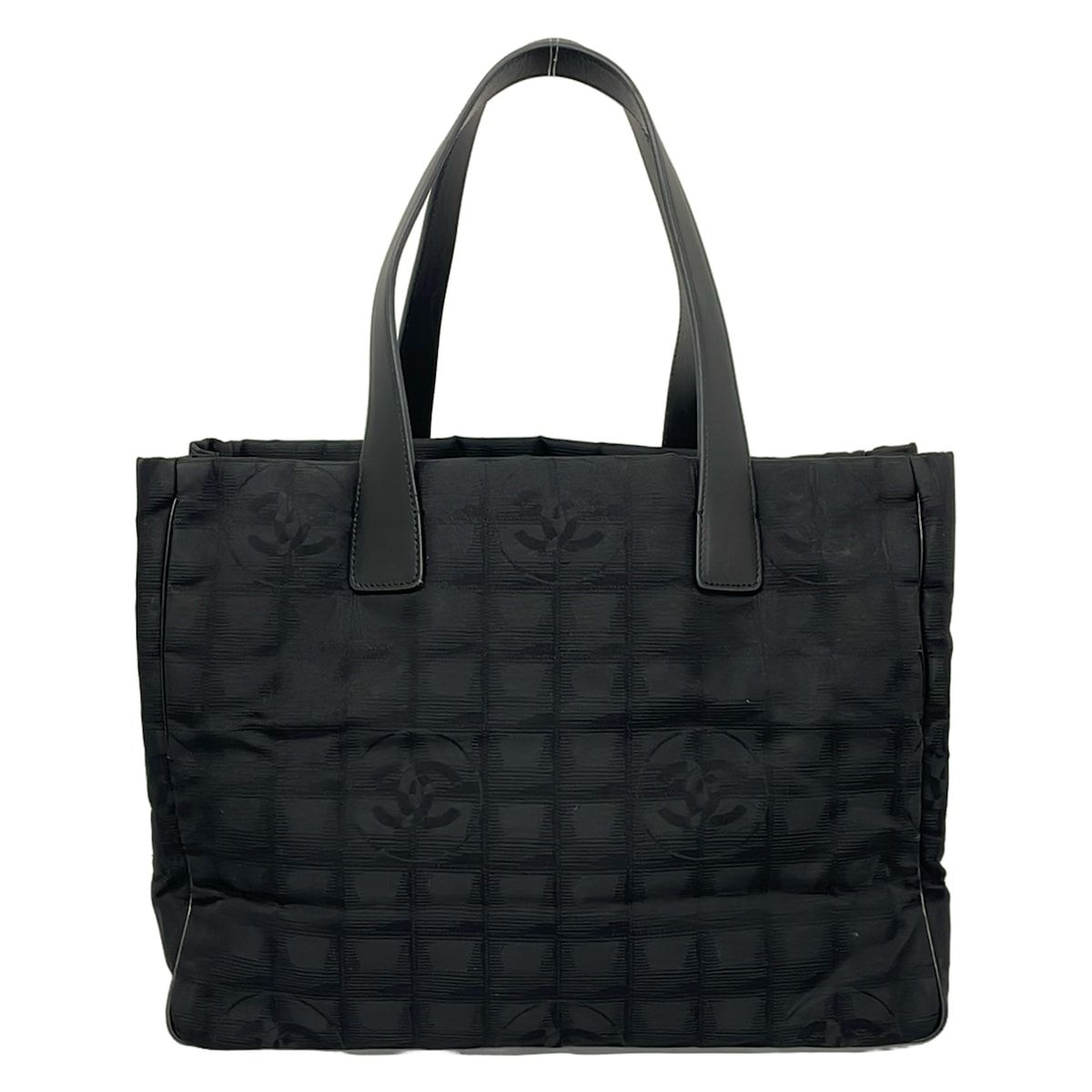 CHANEL(シャネル) トートバッグ美品 ニュートラベルライントートMM 黒 ゴールド金具 レザー