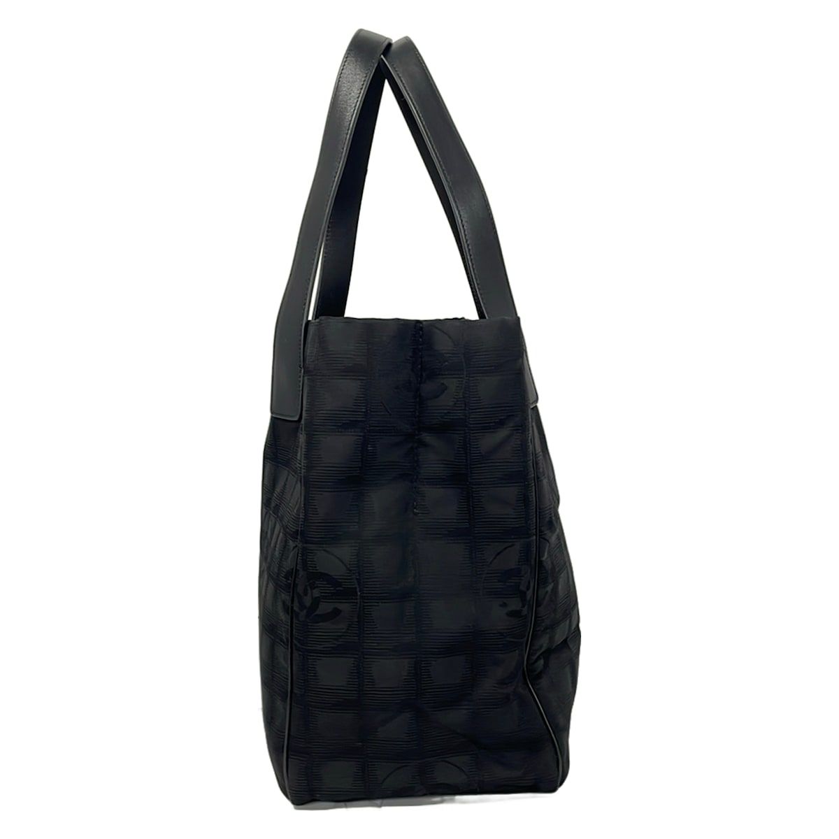 CHANEL(シャネル) トートバッグ美品 ニュートラベルライントートMM 黒