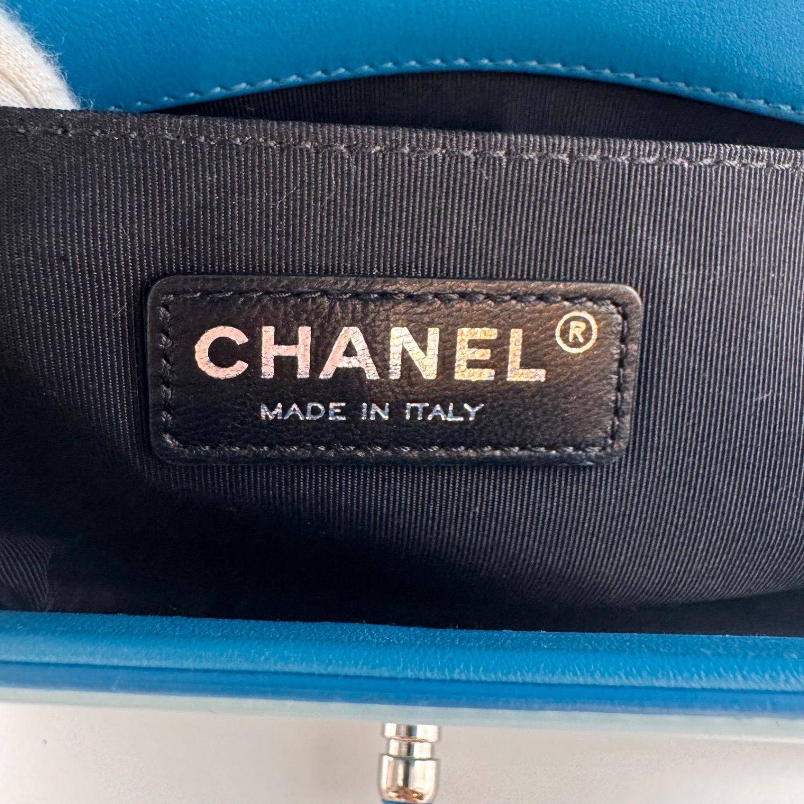 人気✨CHANEL シャネル ショルダーバッグ ボーイシャネル エナメル 