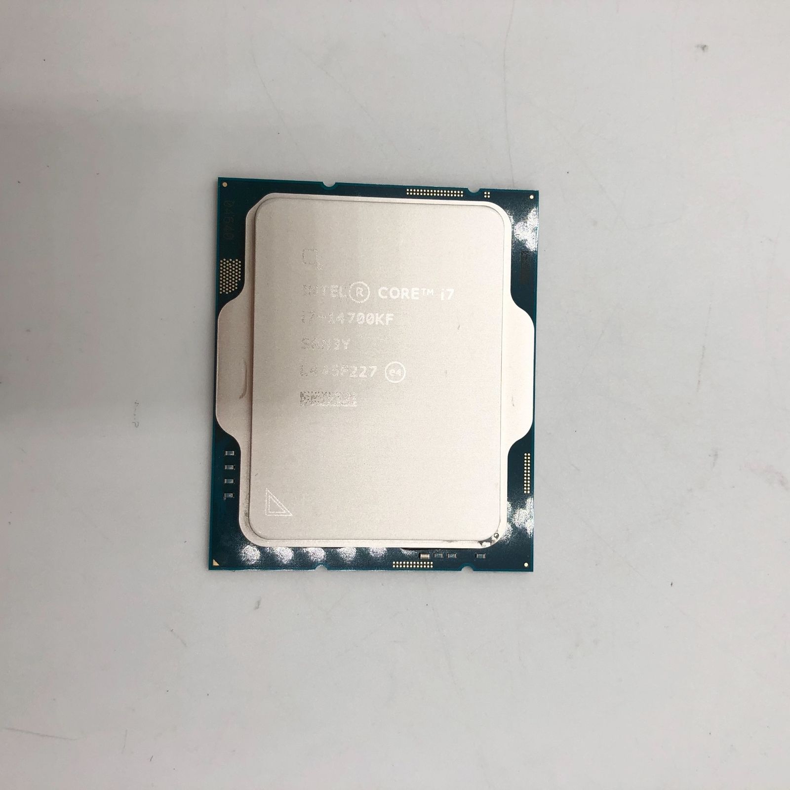 intel 第14世代 CPU Core i7-14700KF (アンロック版・GPU機能なし) 20コア/28スレッド 最大周波数 5.6GHz LGA1700 日本国内正規品 BX8071514700KF