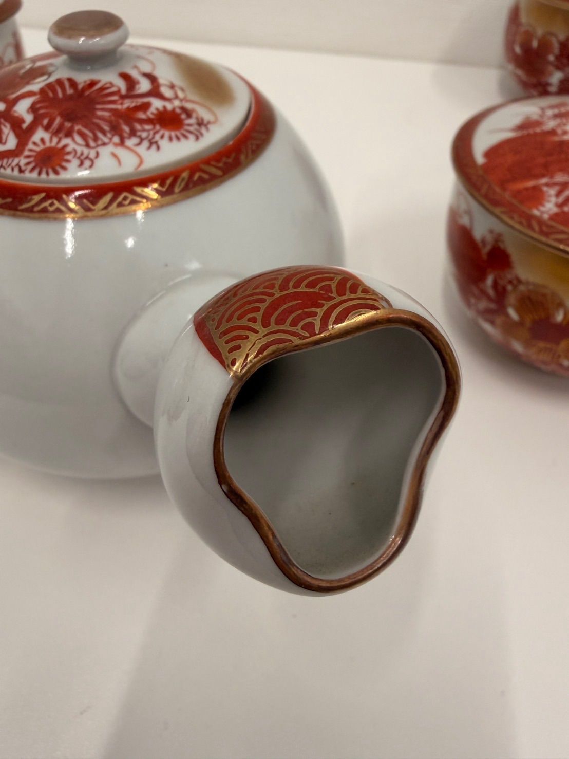 中古品】 九谷焼 花柄 赤絵 金彩 急須 & 湯呑み セット 食器 茶器 陶器