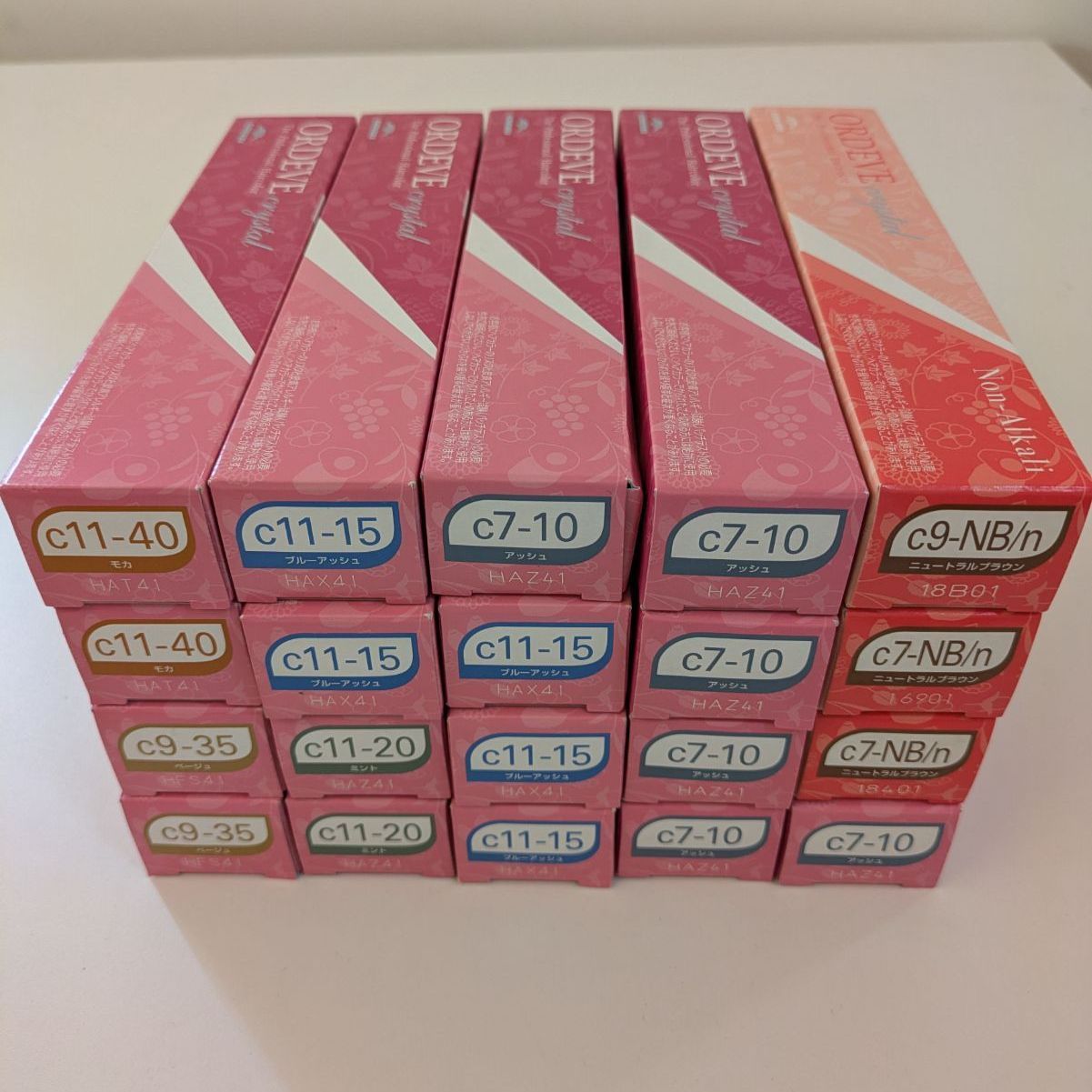 ミルボンカラー47本まとめ売り 20本まとめ売り】ミルボンオルディーブクリスタル カラー剤 - メルカリ