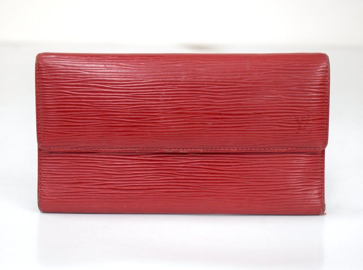 ルイヴィトン LOUISVUITTON 三つ折り長財布 エピ ポルトトレゾール インターナショナル M63387 レッド フラップ → 2511LA015