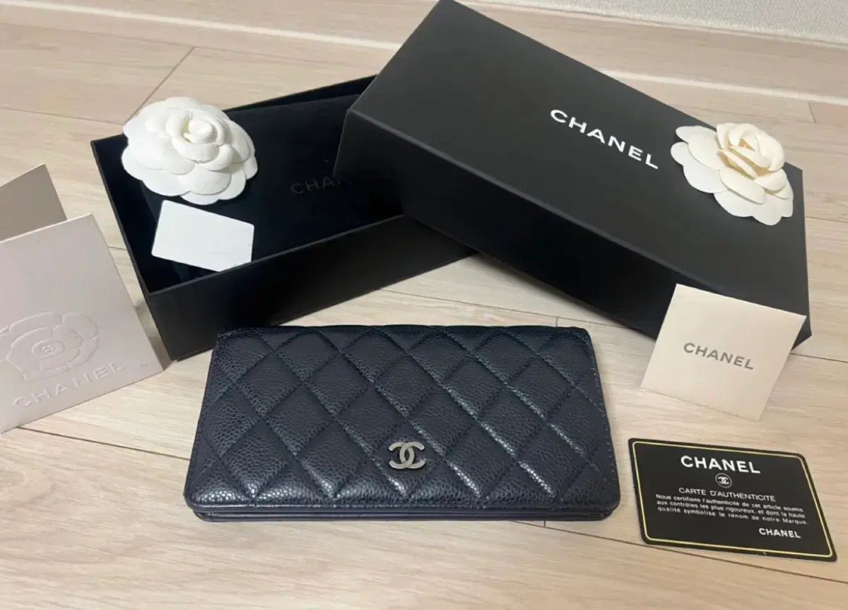 CHANEL キャビア 長財布