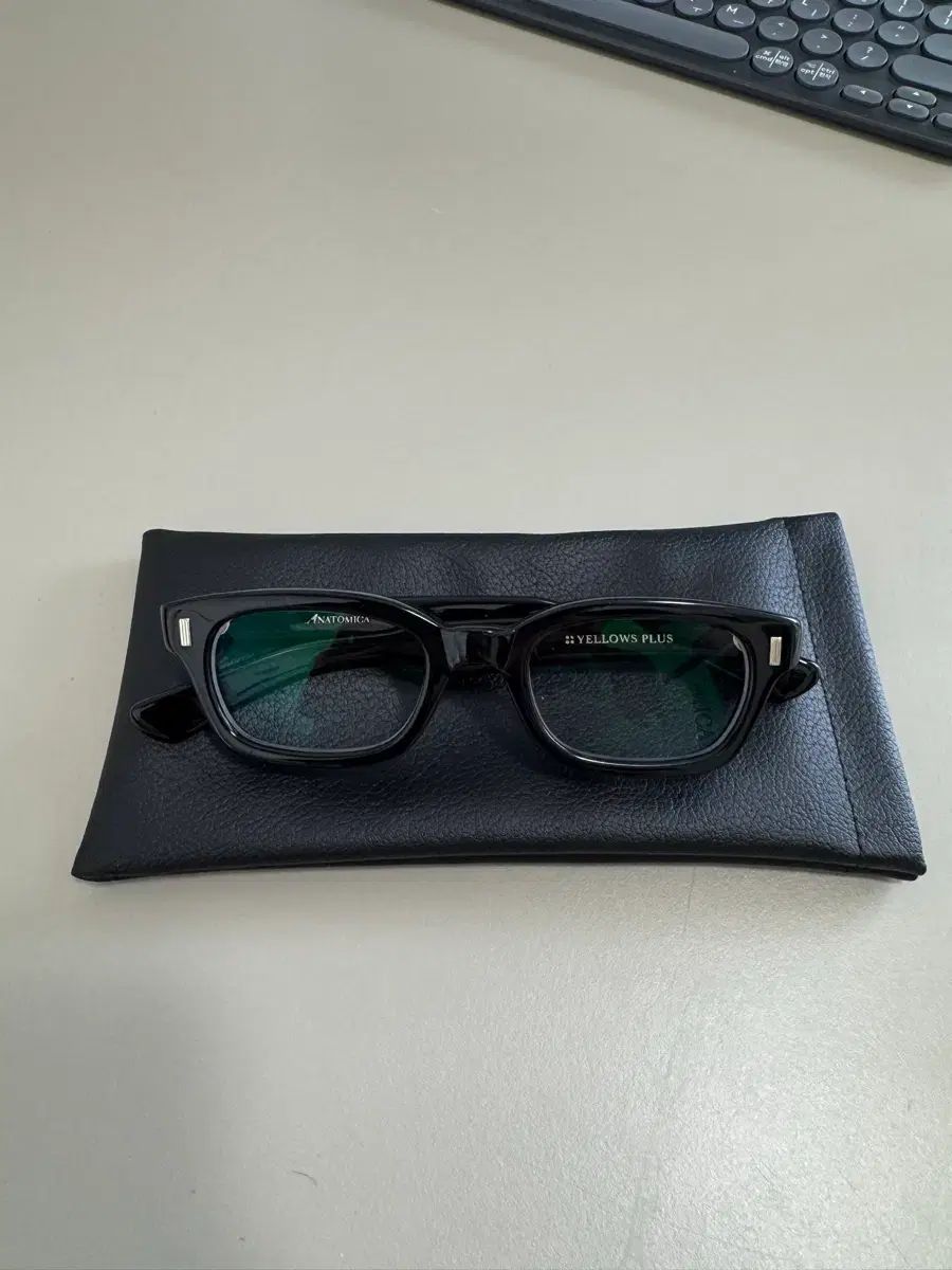 ANATOMICA(アナトミカ) イエロー PLUS MC glasses ブラック