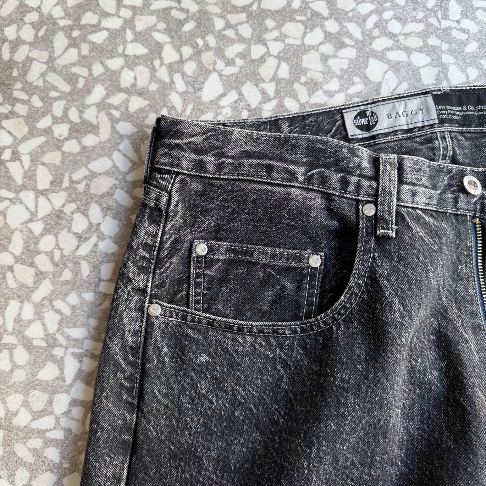 Levi's / Silver Tab BAGGY chemical wash size 34×30 リーバイス