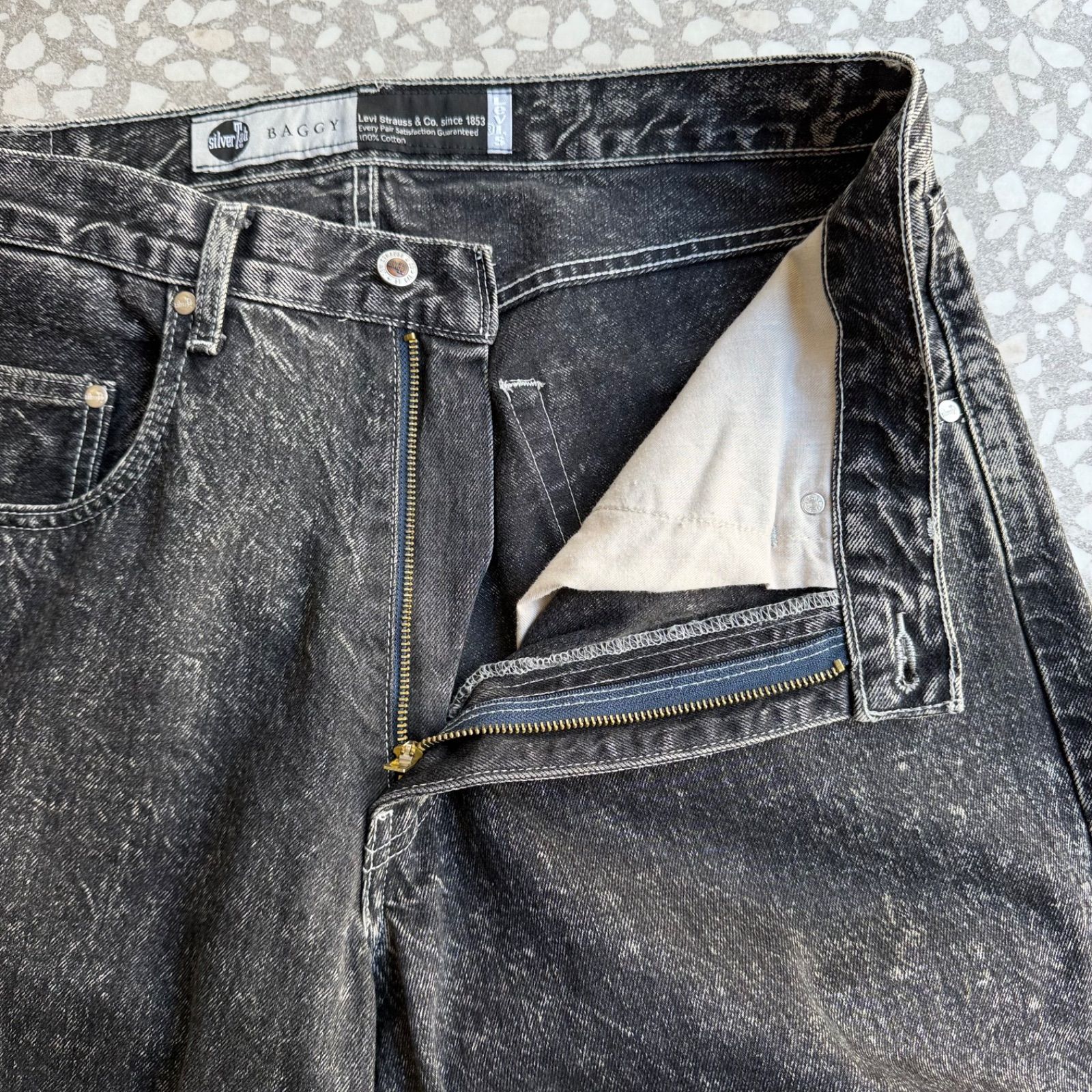 Levi's / Silver Tab BAGGY chemical wash size 34×30 リーバイス