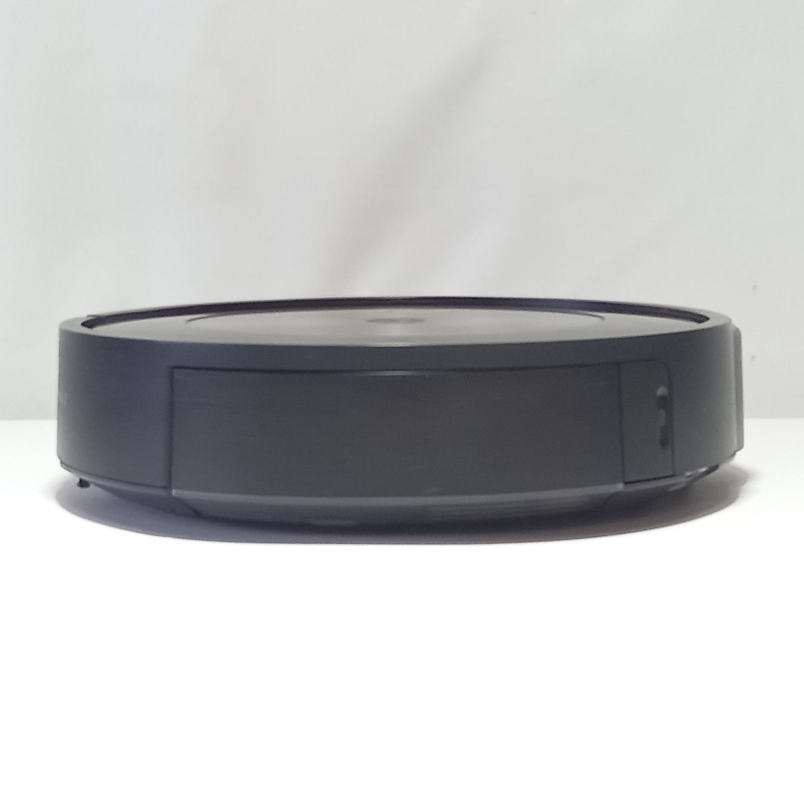 アイロボット ルンバ j7 RVE-Y1 ロボット掃除機 iRobot Roomba - メルカリ