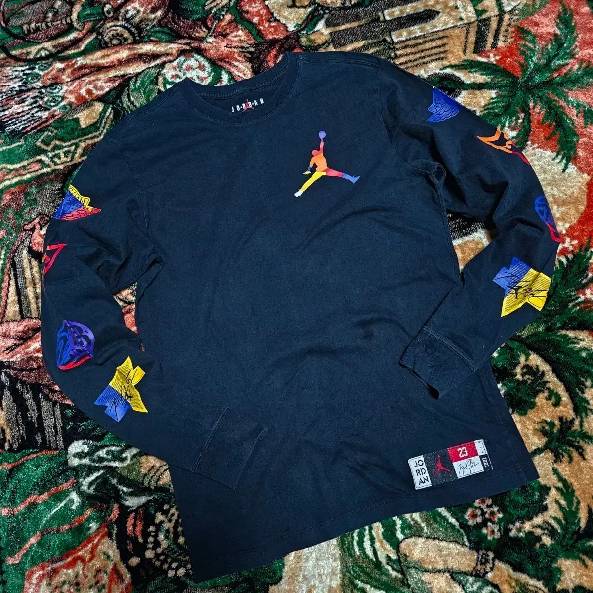 NIKEナイキジョーダン(Jodan) ジャンプマン ロゴ プリンティング ロング スリーブ 長袖Tシャツ