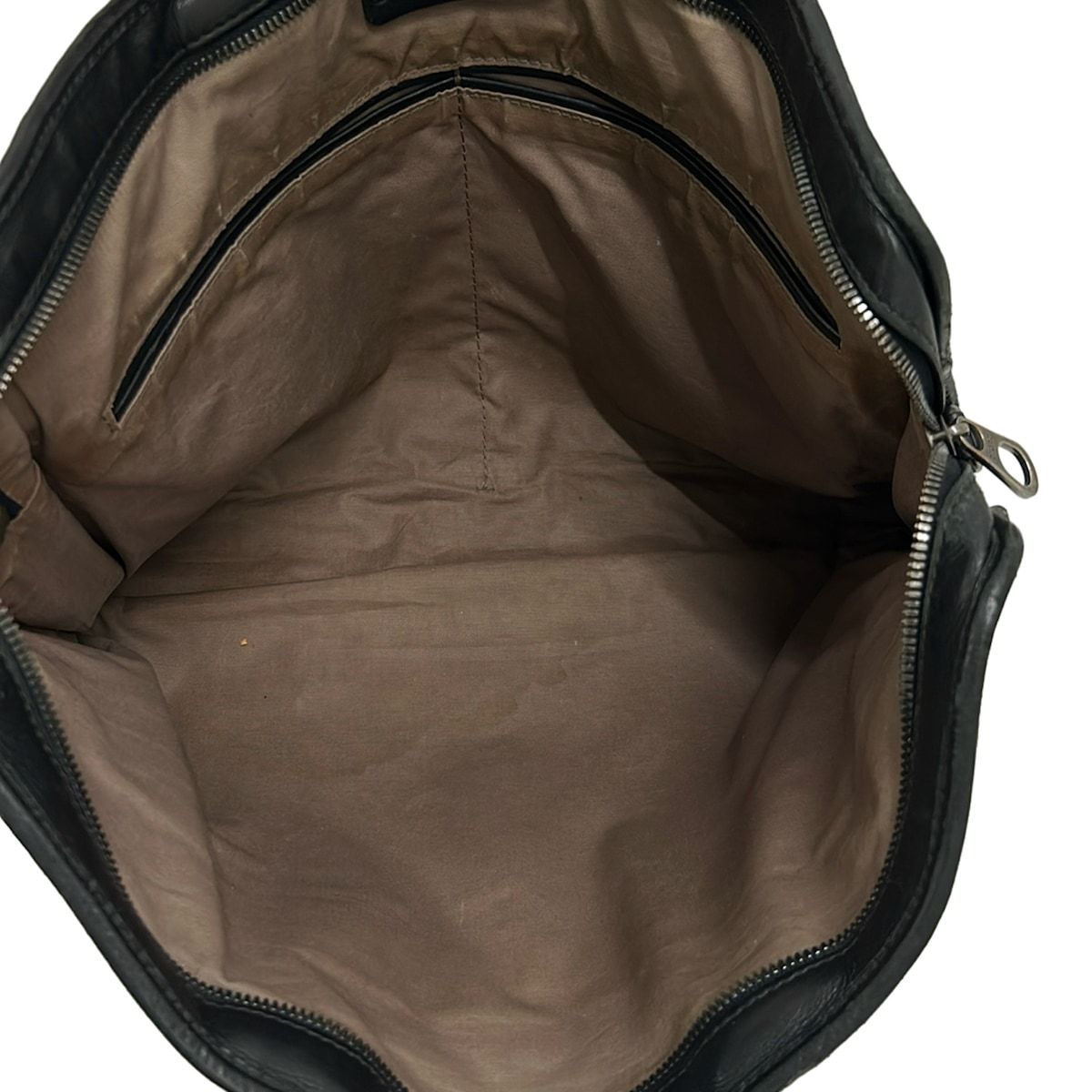 BOTTEGA VENETA(ボッテガヴェネタ) ビジネスバッグ イントレチャート