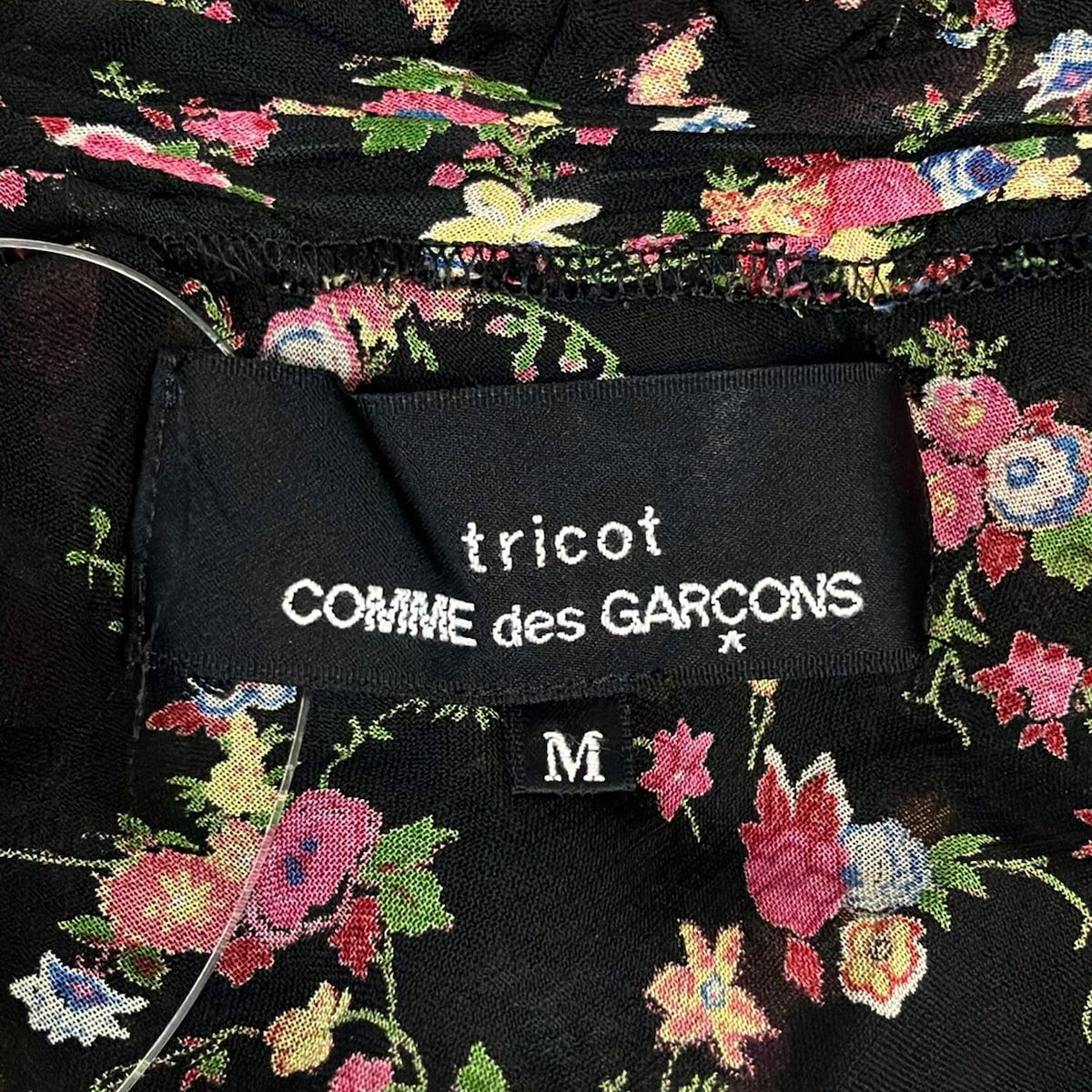 tricot COMMEdesGARCONS(トリココムデギャルソン) カーディガン サイズ tricot COMMEdesGARCONS(トリココムデギャルソン) カーディガン サイズ