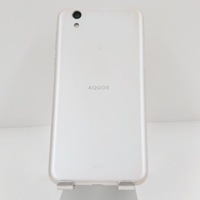 AQUOS sense SH-01K ドコモ シルキーホワイト 送料無料 本体 c19802