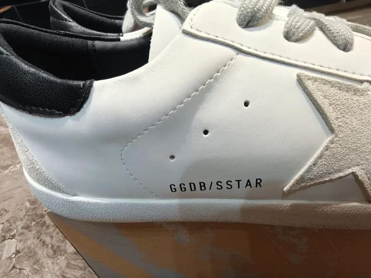GOLDEN GOOSE ゴールデングース SuperStar オールホワイト ブラックヒール 270mm