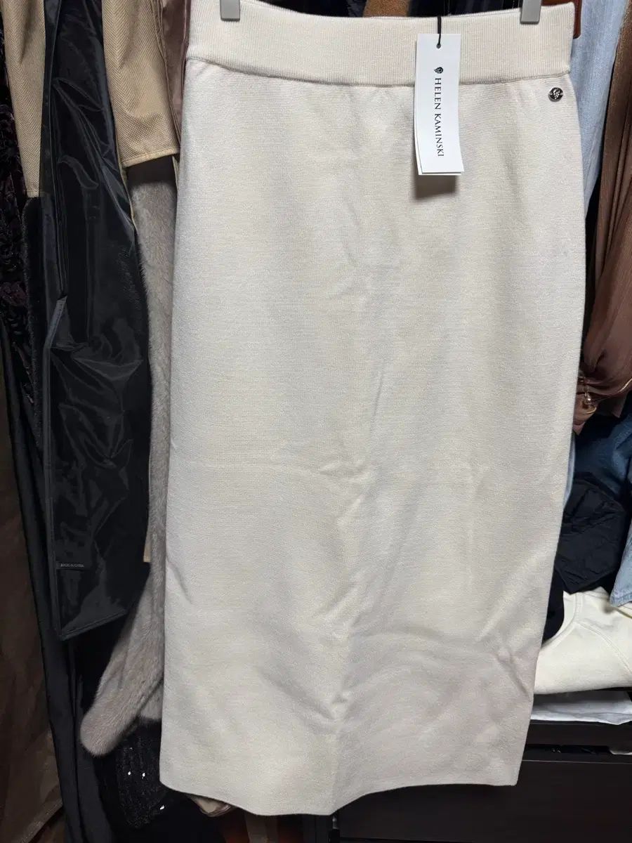 ヘレンカミンスキー スリーピース (新品)