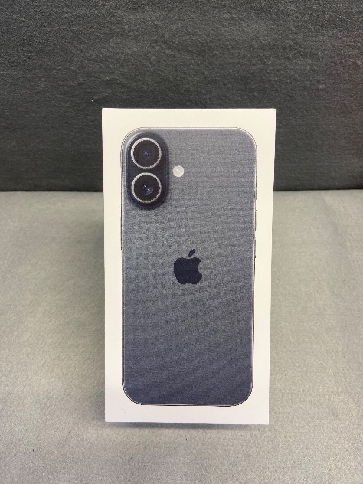 新品未開封 Appleストア版 SIMフリー iPhone17 256GB ブラック色