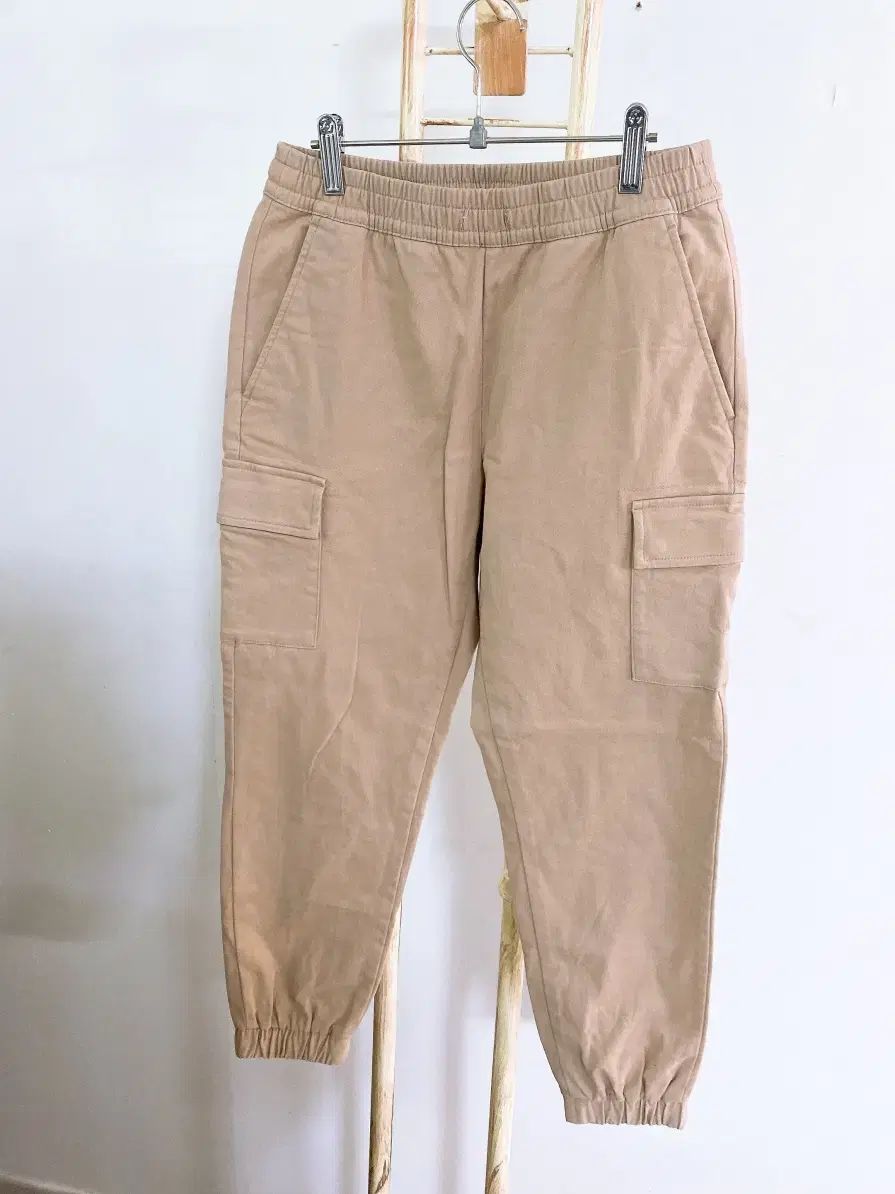 モンヴィンテージ(26インチ)スノーピークレディースウエストゴムカーゴジョガーパンツ 4,514円