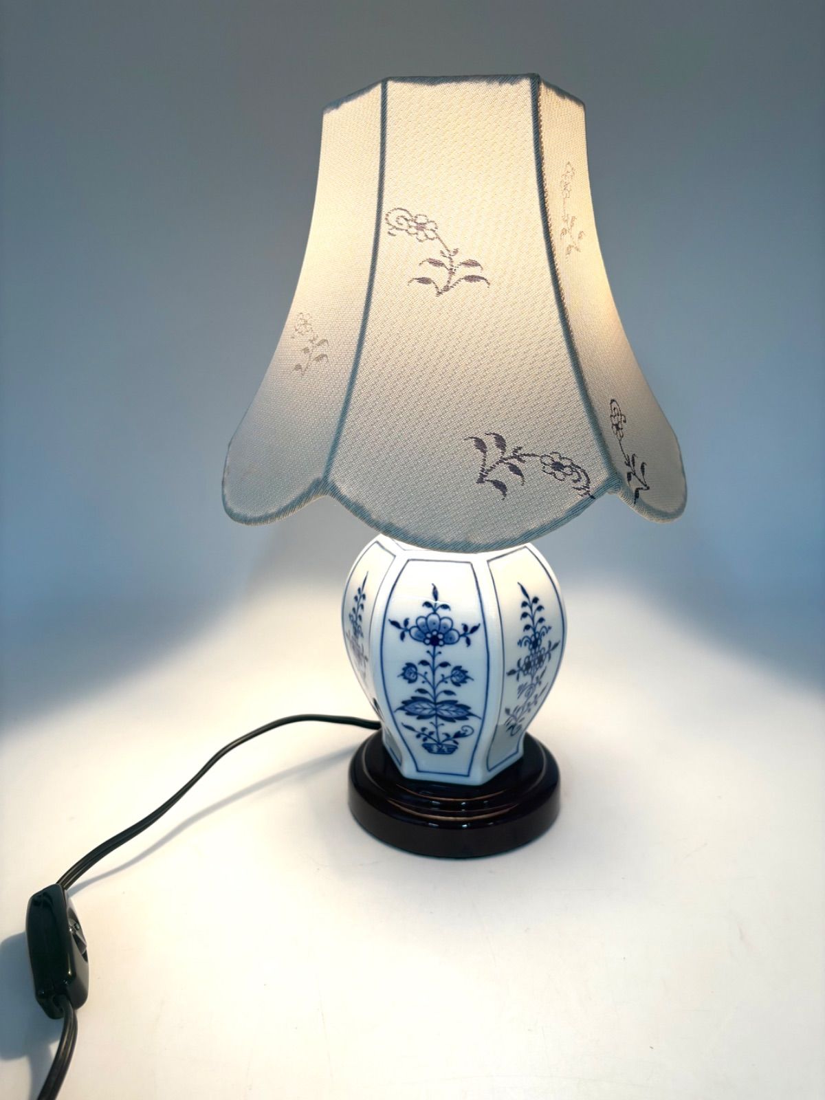 Meissen マイセン ブルーオニオン テーブルランプ テーブルライト花柄 