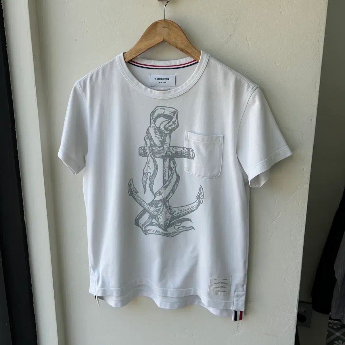 16960 - トム・ブラウン 앵커 半袖 Tシャツ