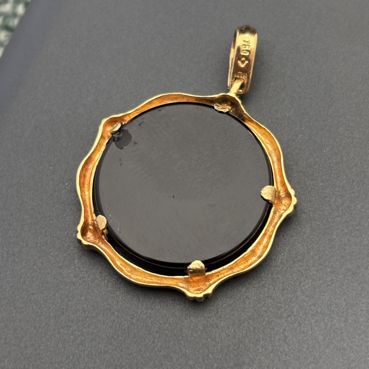 ◎【中古 】K18 ネックレストップ 18金 刻印750 ※金の部分は3gです