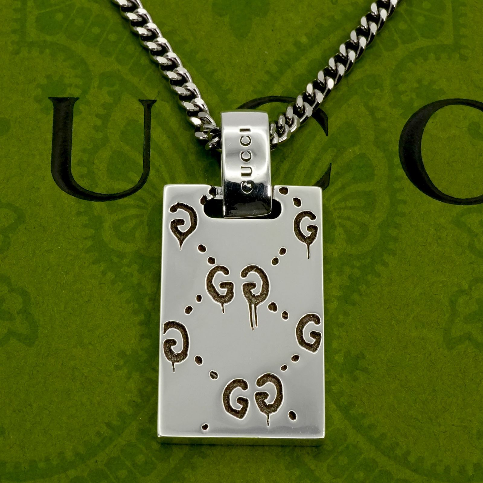 GUCCI グッチ スクエア プレート ゴースト ネックレス アクセサリー グッチ ゴースト スクエア プレート キヘイ シルバーネックレス/25