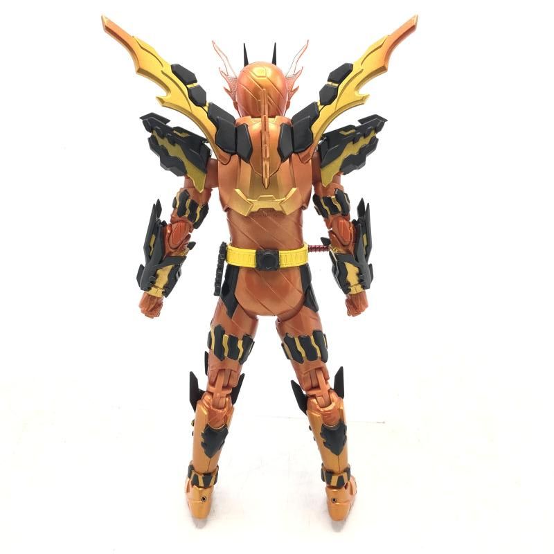 中古】開封)S.H.Figuarts 仮面ライダークローズマグマ[69] - メルカリ