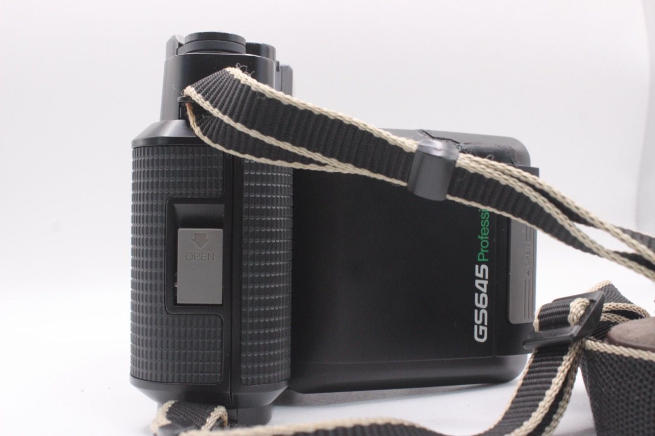 professional GS645 ☆FUJICA フジカ FUJI｜カメラのことなら㈱八 Professional GS645 フジカ 中古 販売済み ジャンク フィルムカメラ